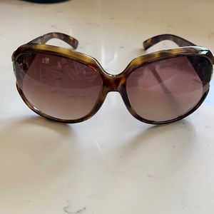 Etienne Aigner shades